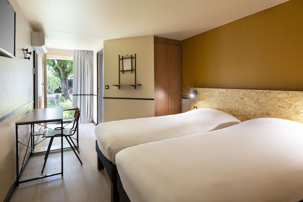 Greet Hotel Villeneuve La Garenne