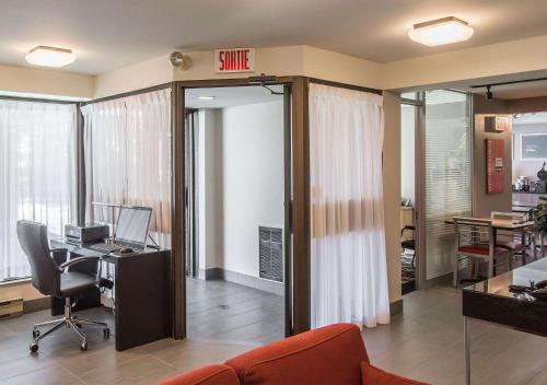 Comfort Inn Rock Forest