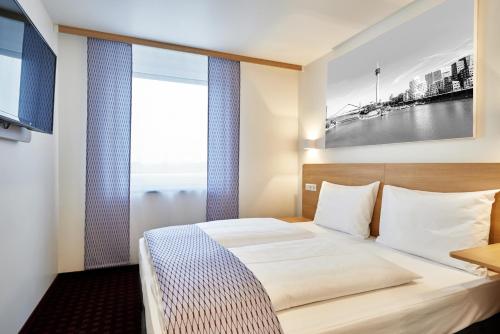 McDreams Hotel Düsseldorf-City