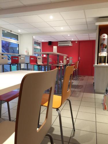 Premiere Classe Toulouse Sud-Portet