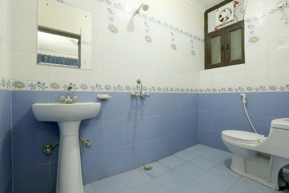 Airport Hotel Mayank Residency