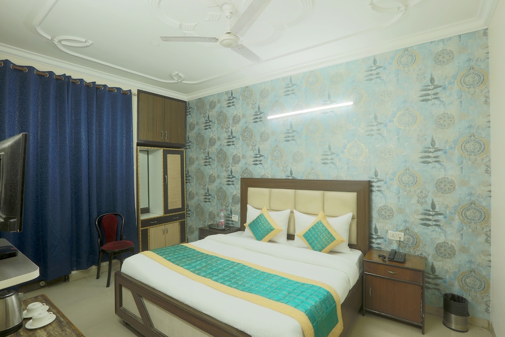 Airport Hotel Mayank Residency