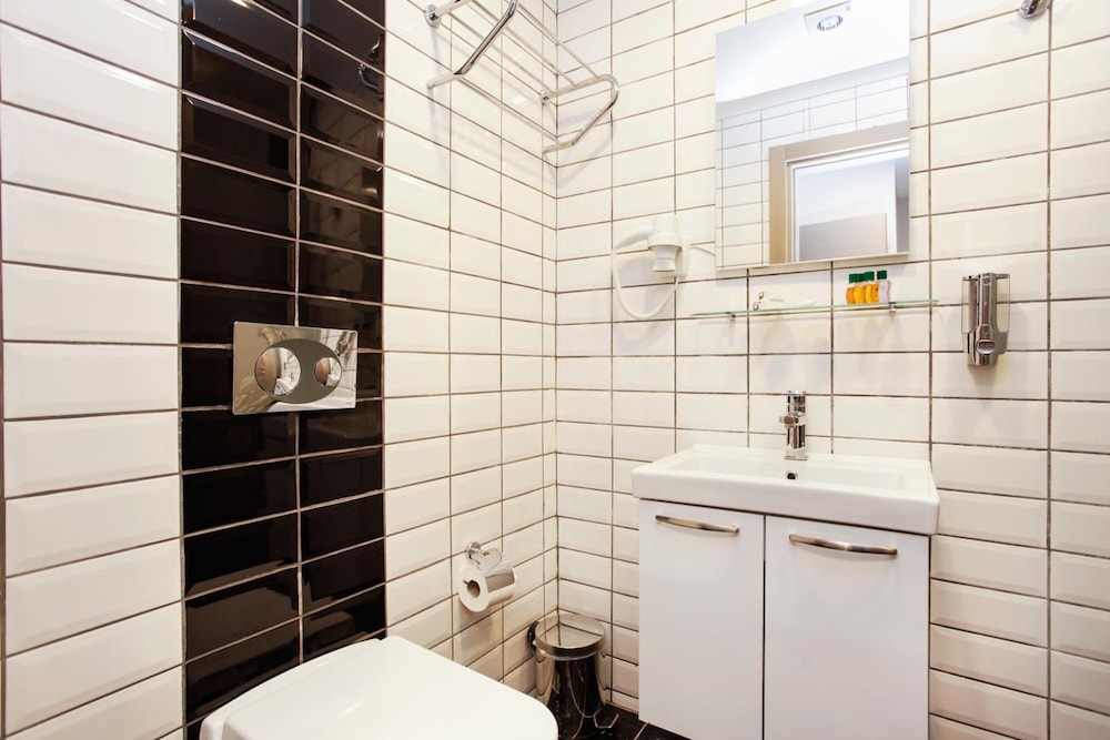 Taksim Doorway Suites