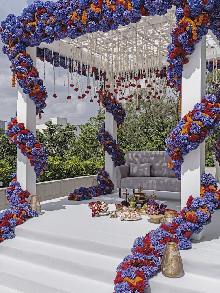 Four Seasons Hotel Bengaluru At Embassy One