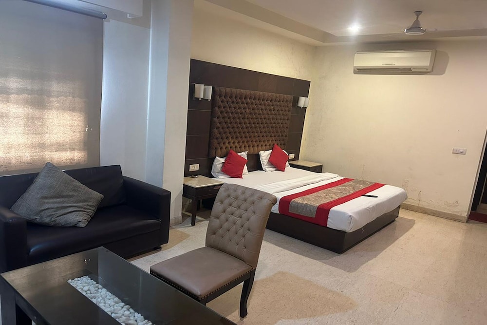 Metropolis Guest House