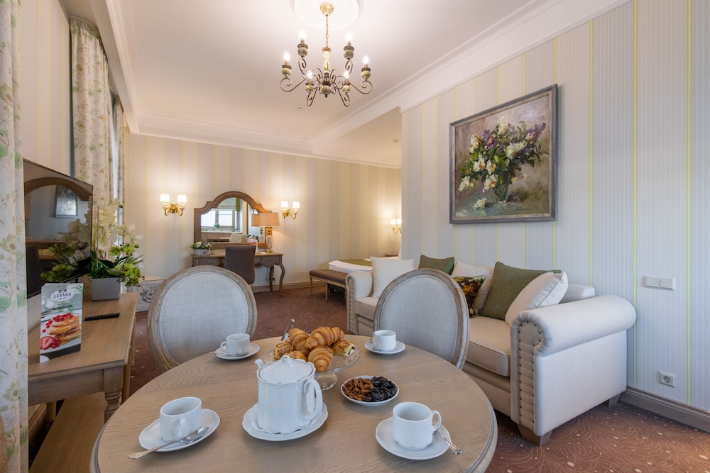 Levada Park Hotel