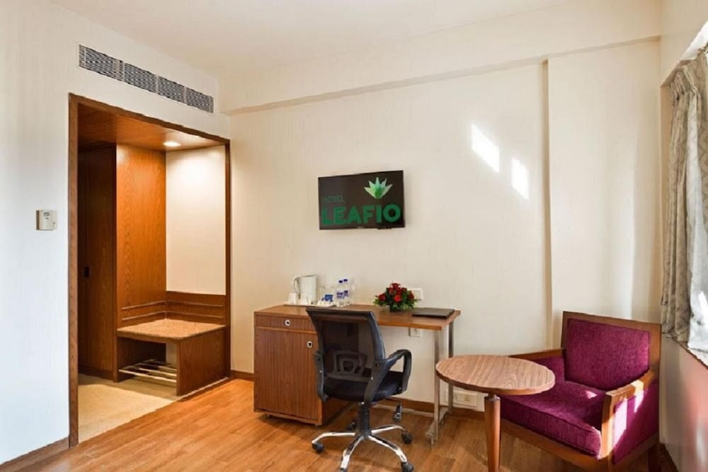 Hotel Leafio Marol