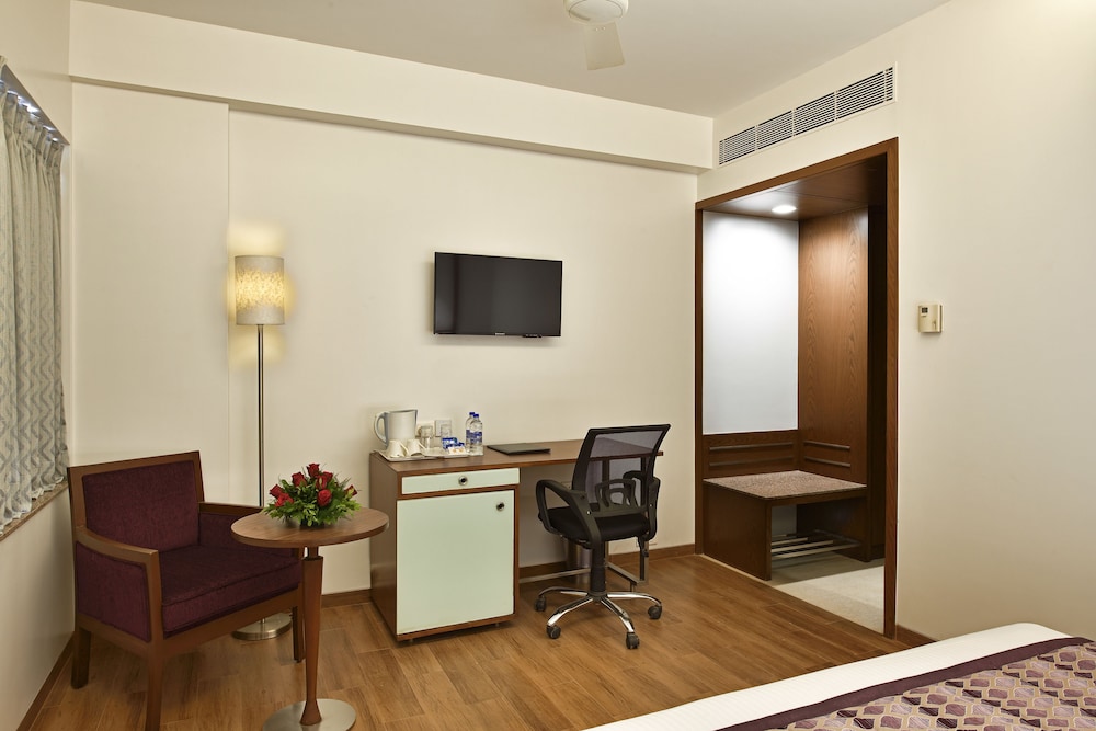 Hotel Leafio Marol