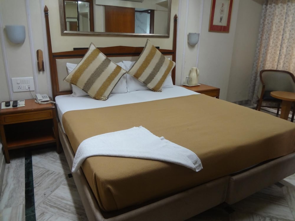 Royal Park Hotel Dockyard