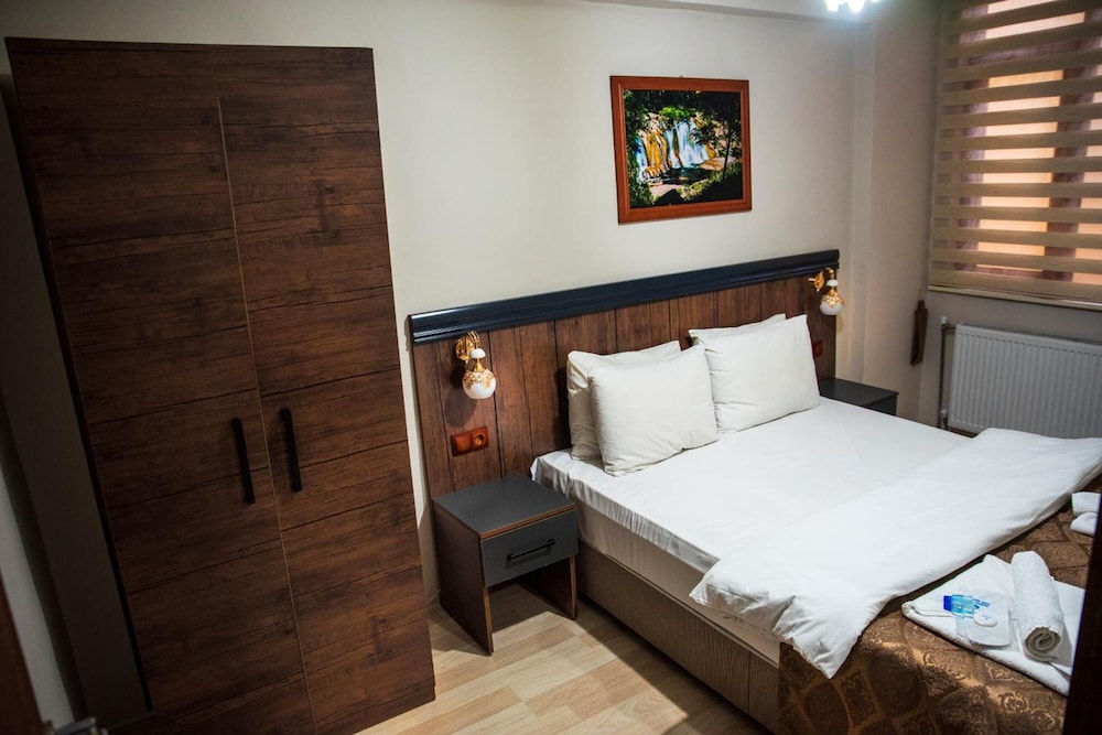 Comfort Suites Hotel