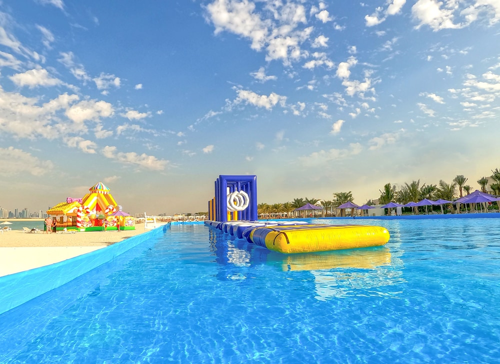 Centara Mirage Beach Resort Dubai