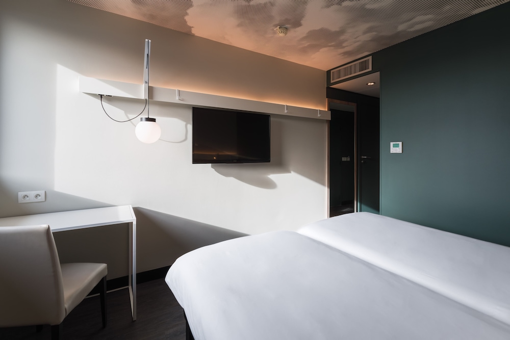 ibis Lyon Meyzieu