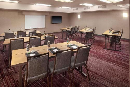 Sonesta Select Laguna Hills Irvine Spectrum