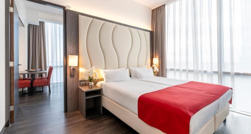 PLAZA Premium Almere