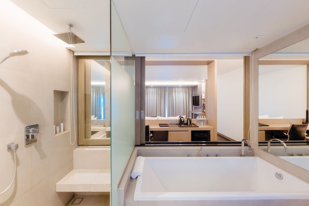 Oceanfront Beach Resort And Spa