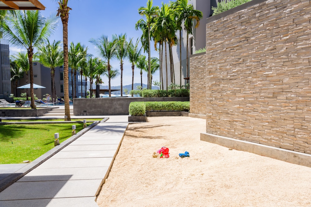 Oceanfront Beach Resort And Spa