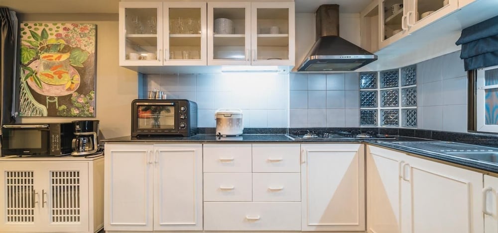 Patong Hill Villa by Lofty