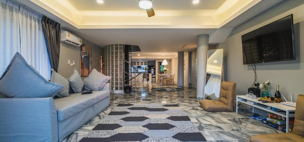 Patong Hill Villa by Lofty