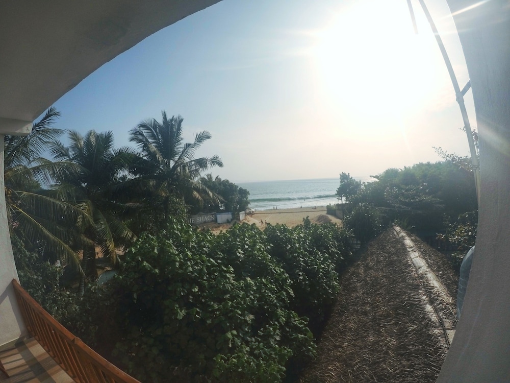 Flora and Fauna Mirissa Guest House