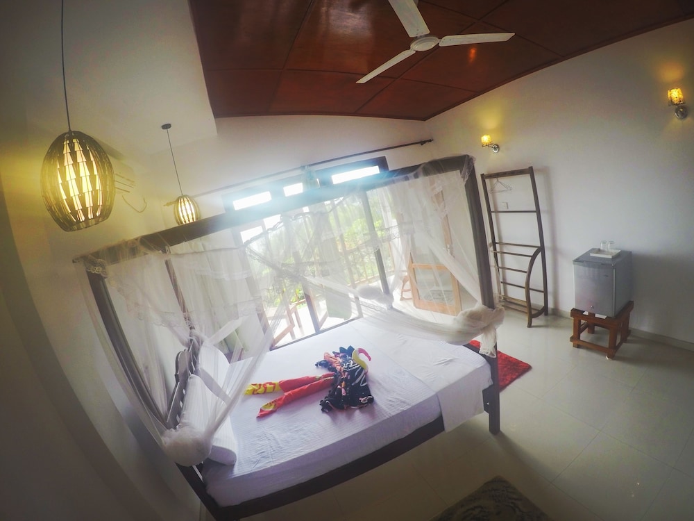 Flora and Fauna Mirissa Guest House