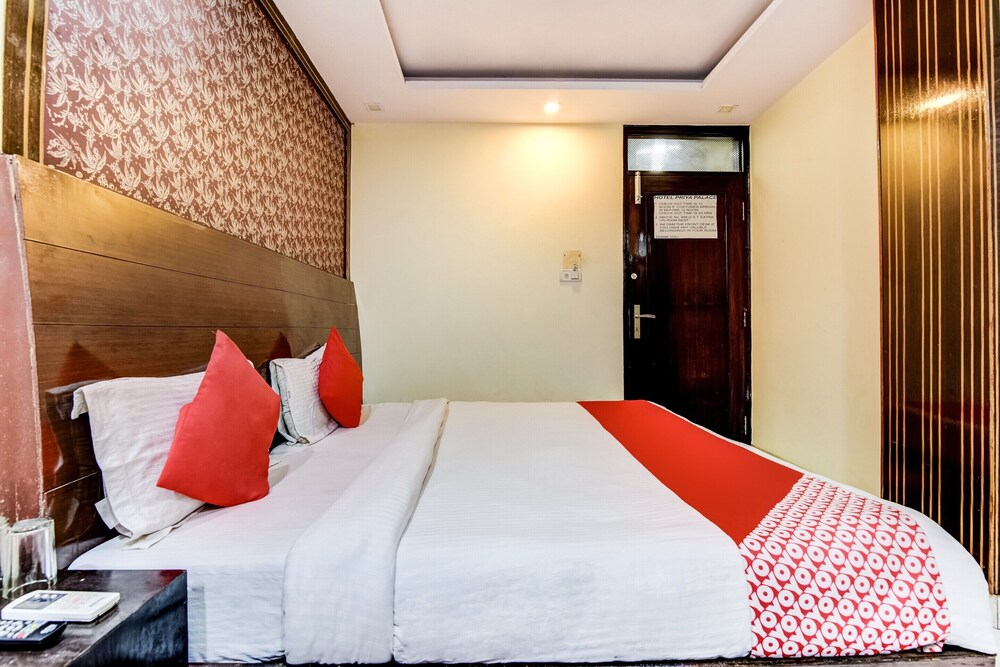 Hotel Priya Palace by OYO Rooms