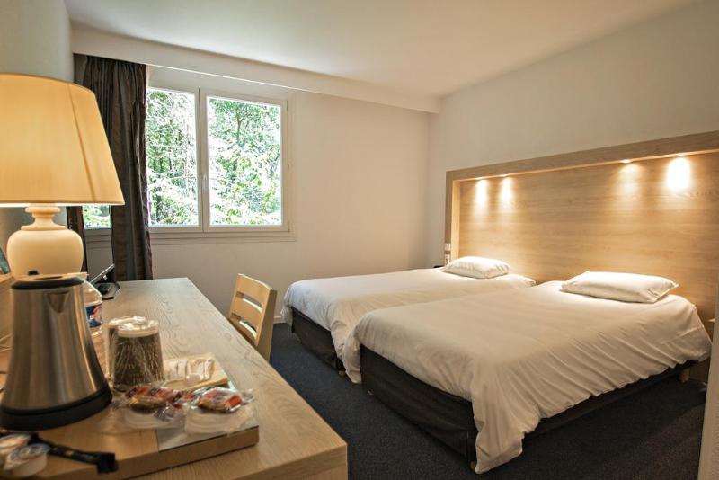 Hotel Kyriad Nemours