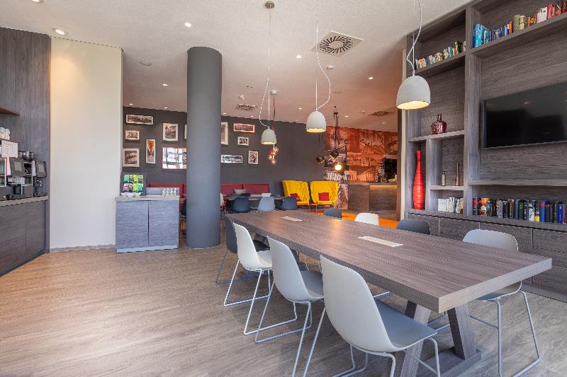 Hotel Campanile Berlin Brandenburg Airport