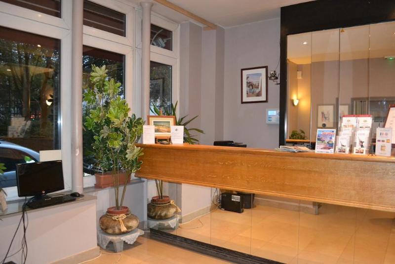 Hotel Williams Opera