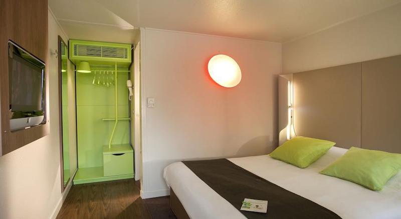 Campanile - Villennes-sur-Seine - Poissy