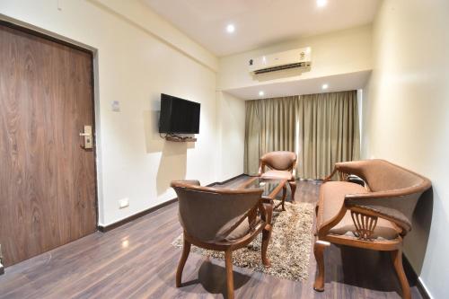 Hotel Aarya International