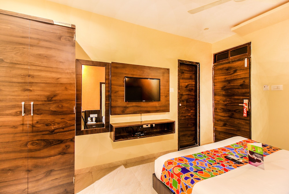 FabHotel Atlas Plaza Andheri East