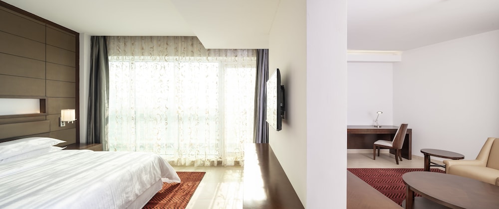 Four Points by Sheraton Sharjah