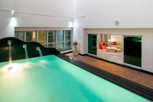 Four Points by Sheraton Sharjah