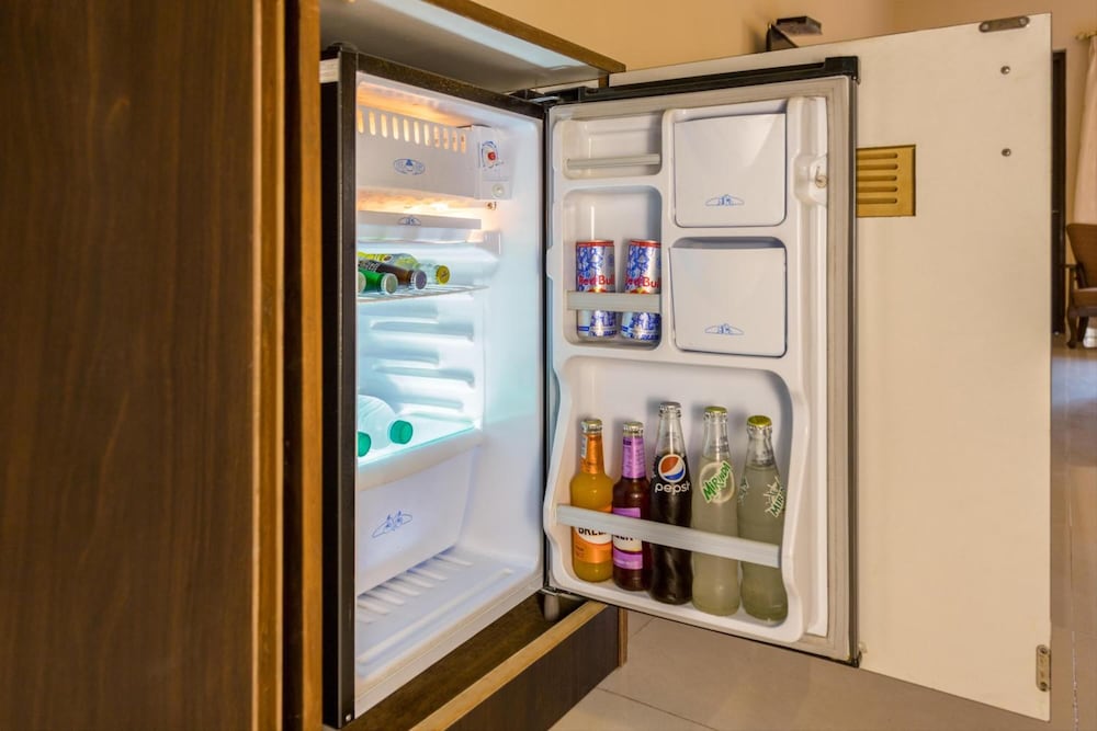 Rendezvous Beach Resort