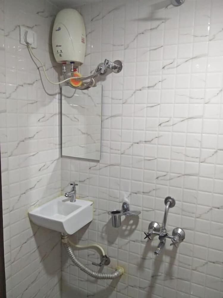 Hotel Sion Residency