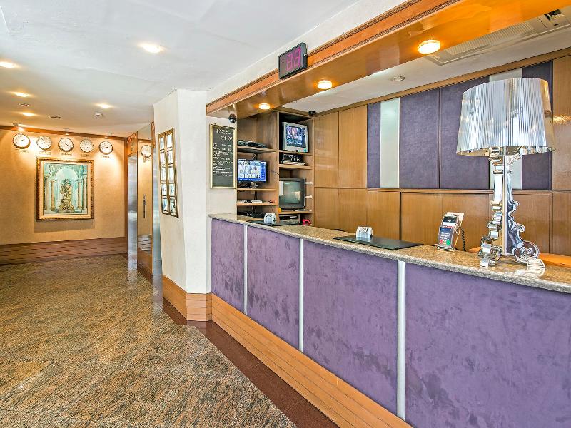 Hotel 81 - Hollywood