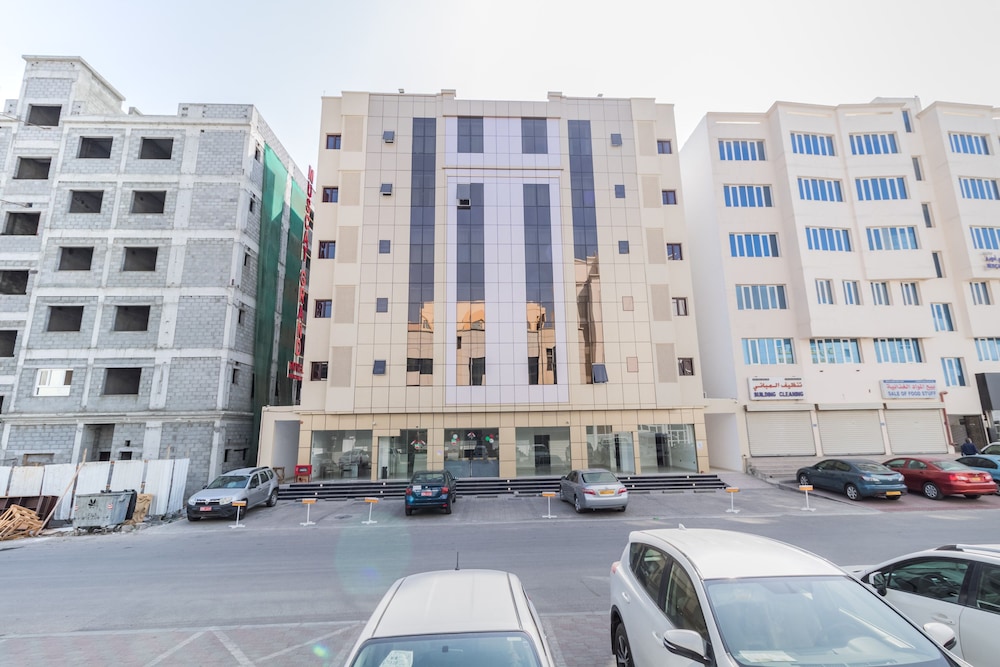OYO 106 Muscat Grand Hotel Apartment