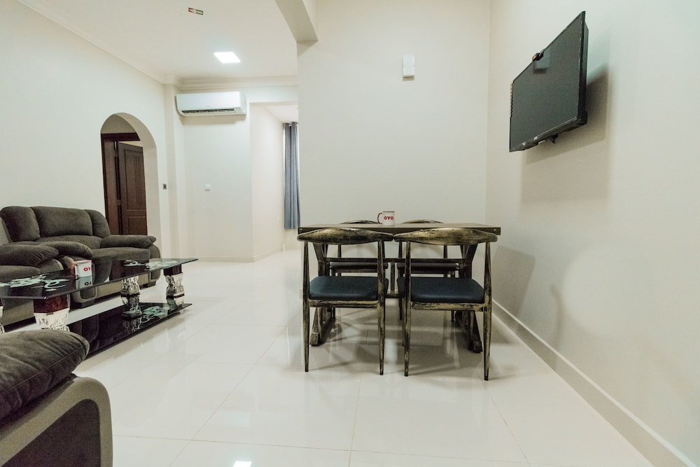 OYO 106 Muscat Grand Hotel Apartment