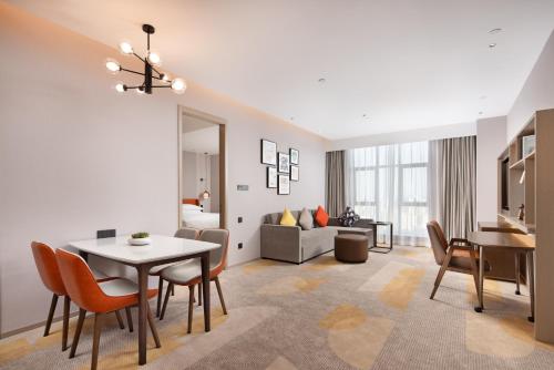 Home2 Suites by Hilton Shenzhen Dalang