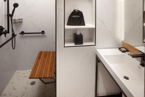 Hotel Indigo New York Downtown Wall Street