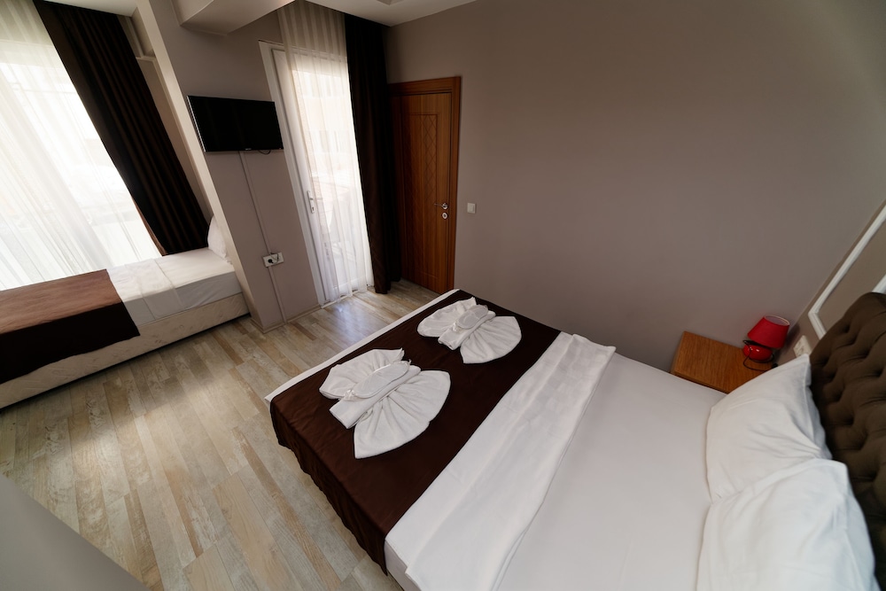 Naz Hotel Old Bazaar