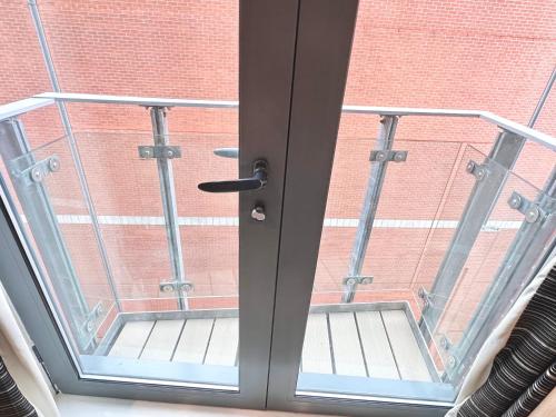 Cosy City Centre Location, Hydro Massage Showe