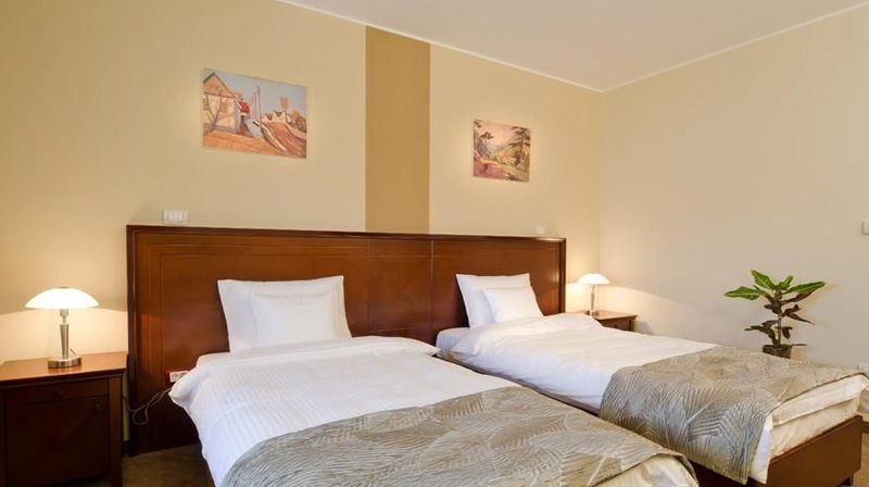 Garni Hotel Semlin B&B