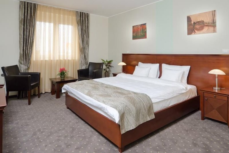 Garni Hotel Semlin B&B