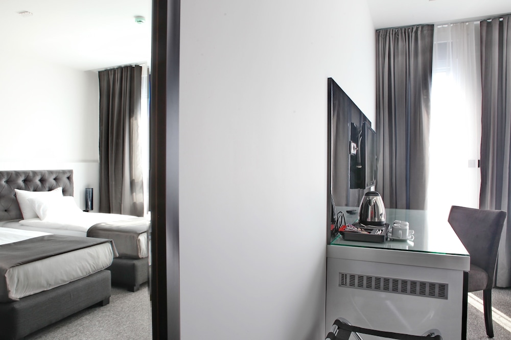 Nova City Signature Collection Hotels