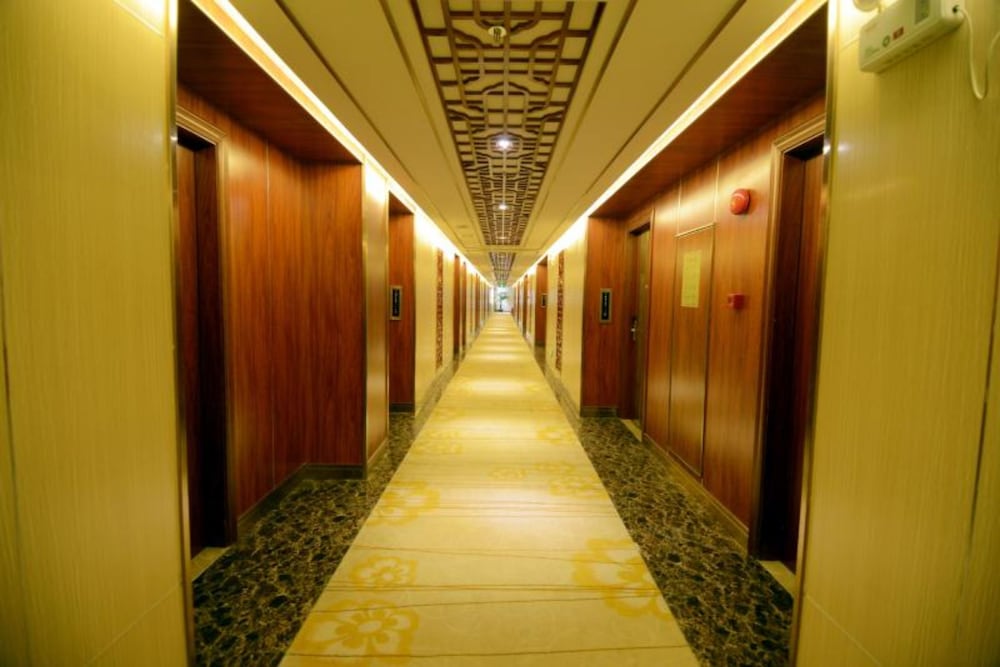 Baoyue Hotel Shengzhen