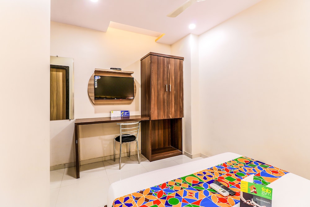 Fabhotel Hill Park Mumbai Airport