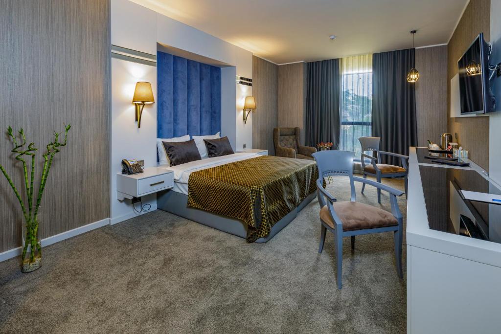 Premium Park Hotel