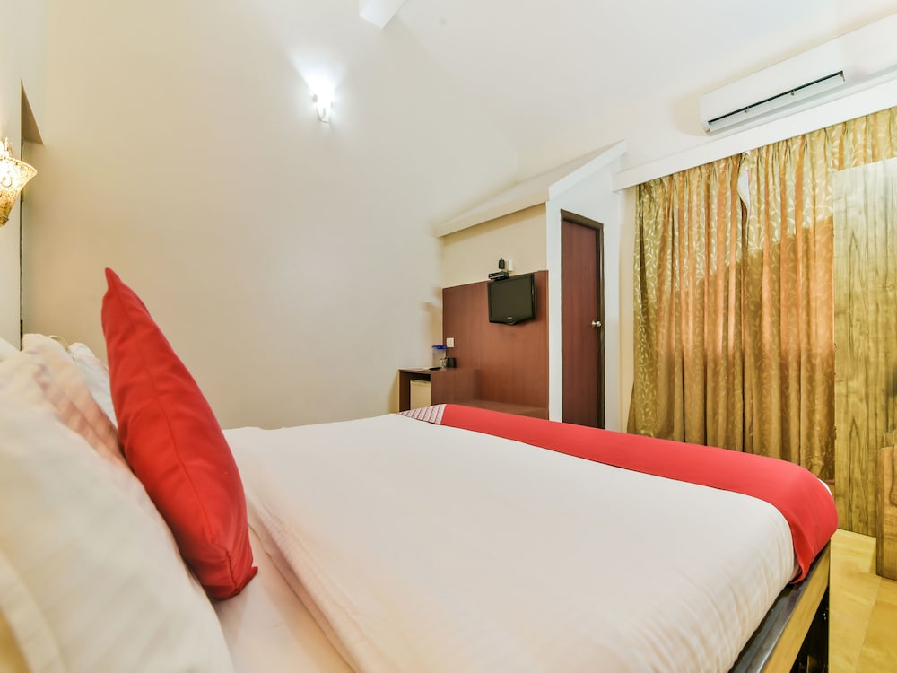 Kristal Sands Beach Resort