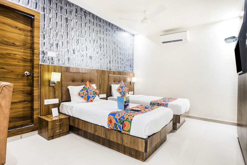 FabHotel Amour Andheri East